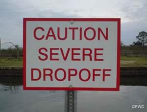 garcon point severe drop off sign