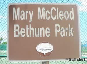 mary mccleod sign