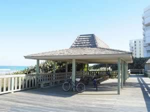 picnic pavilion at millenium beach park