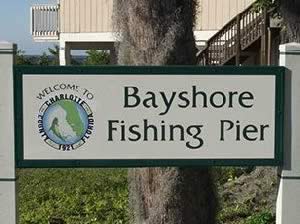 entrance sign at bayshore live oak park