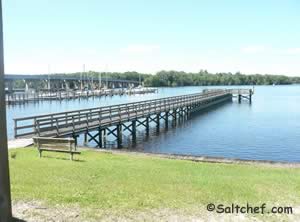 fishing pier on site at knight boat ramp in green cove springs