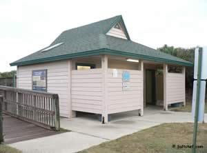 restrooms at varn park beach