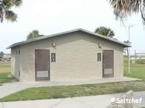 restrooms at main beach park fernandina