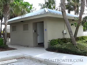 restrooms at jim barry light harbor park in Riviera Beach