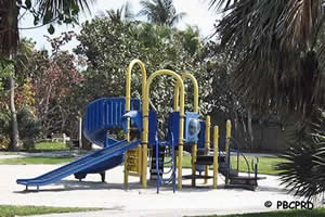 kids playground at ocean reef park