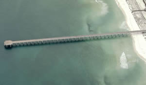 gulf of mexico fishing pier at navarre florida