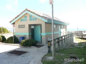 restrooms at dahlia ave park